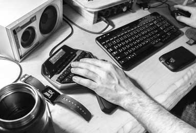 半岛体育-犀利变相！多森姆社媒转发自己大学赛场视频