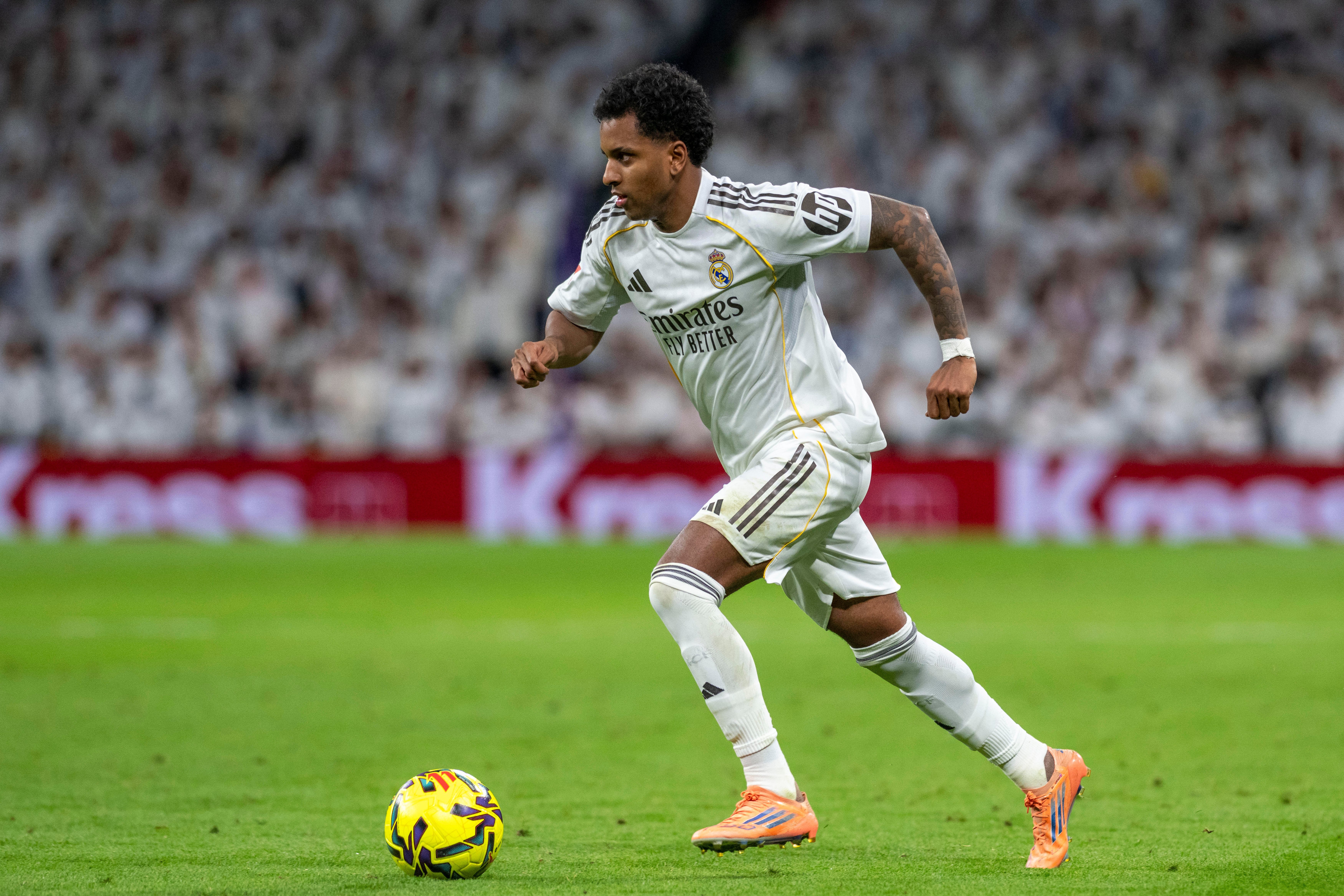 半岛体育下载-患右腿肌腱炎！记者：罗德里戈将休战10天，争取对奥萨苏纳复出