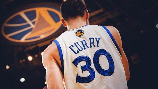 库里突发身体不适缺席今日比赛 勇士已然伤不起！